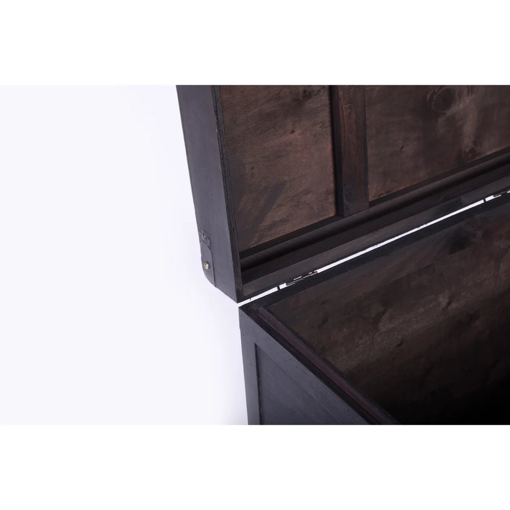 Large Dark Wooden Storage Trunk Y967