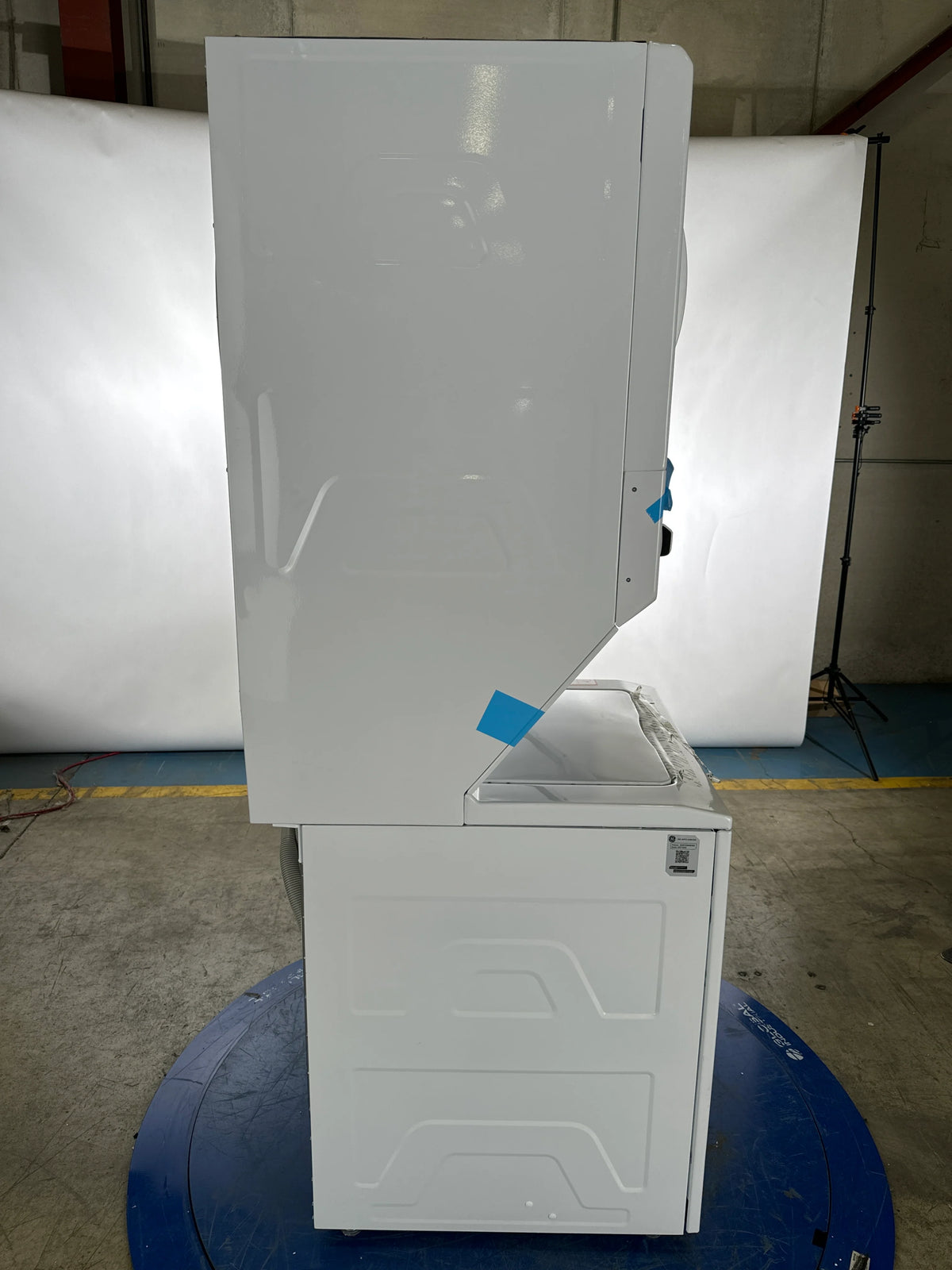 3.8 cu. ft. Washer 5.9 cu. ft. Electric Dryer Combo White U179