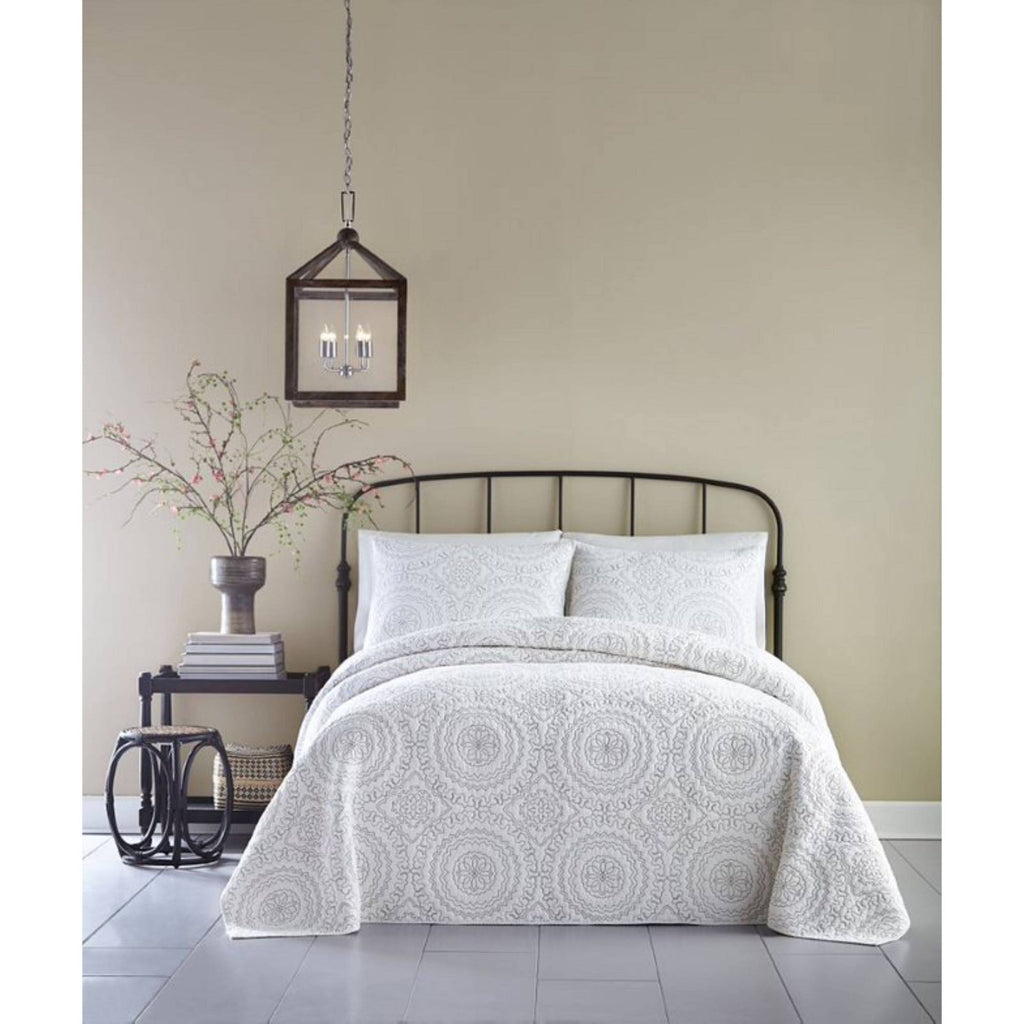 King Grey Medallion Coverlet D68324