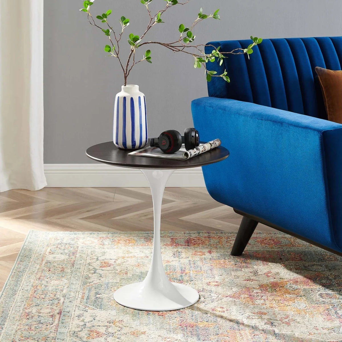 20" Round Side Table White Walnut Q703479