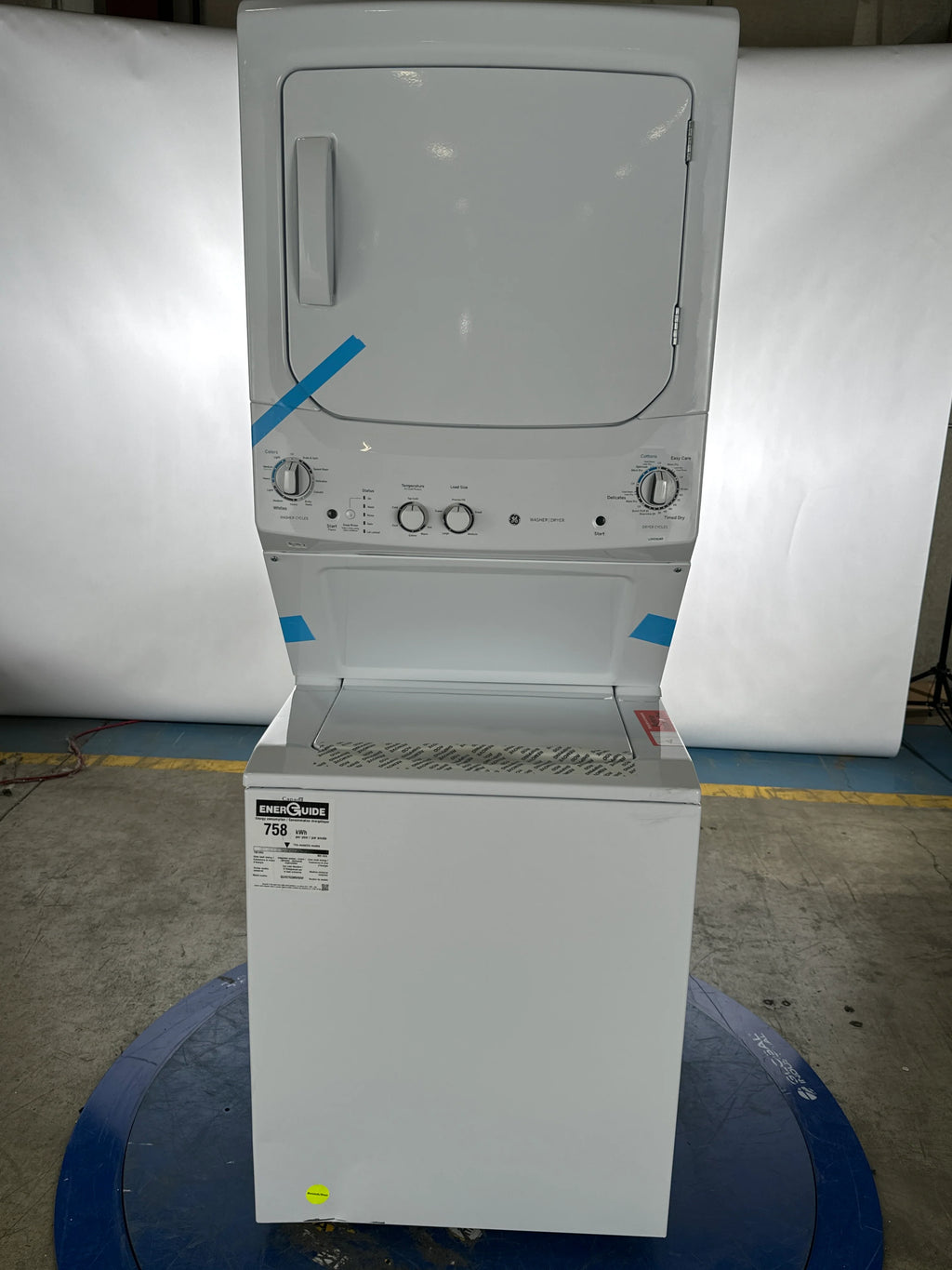 3.8 cu. ft. Washer 5.9 cu. ft. Electric Dryer Combo White U179