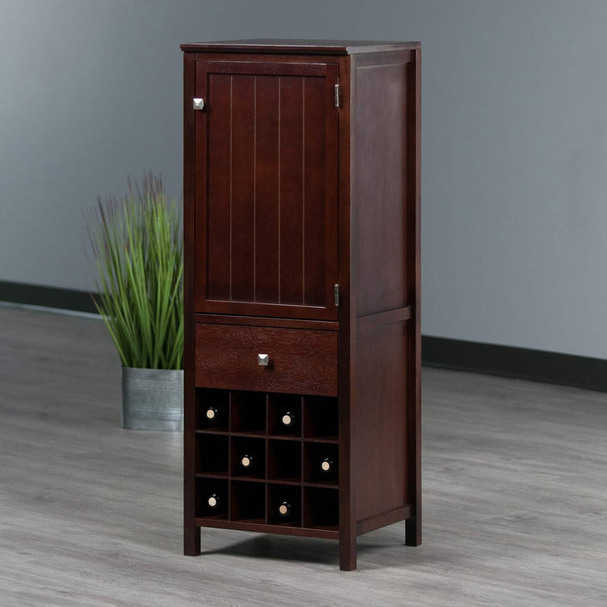 Walnut Cabinet/Cupboard G403152