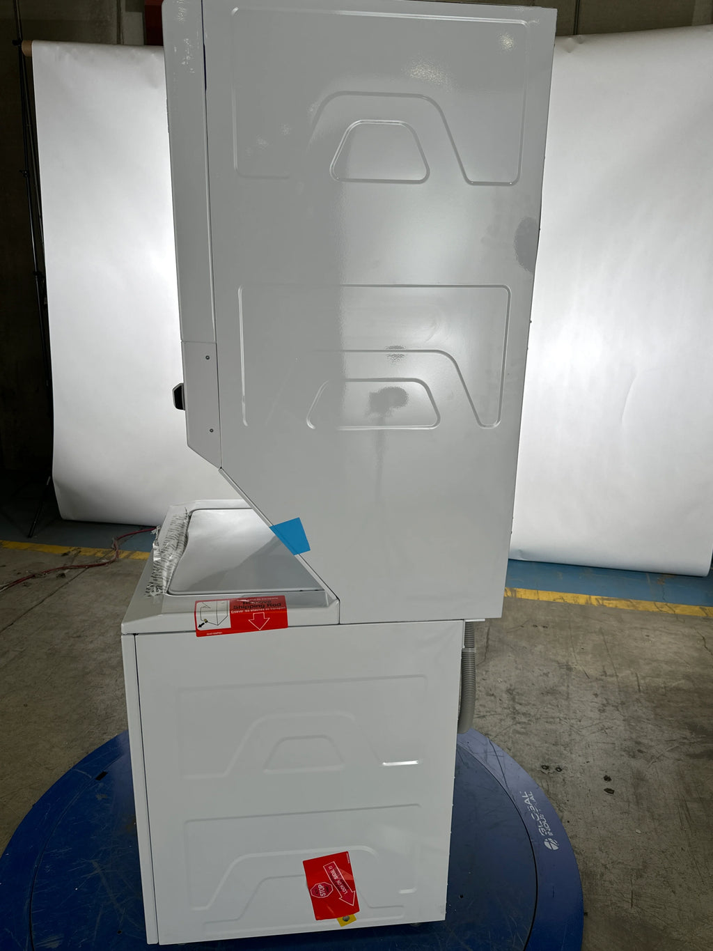 3.8 cu. ft. Washer 5.9 cu. ft. Electric Dryer Combo White U179
