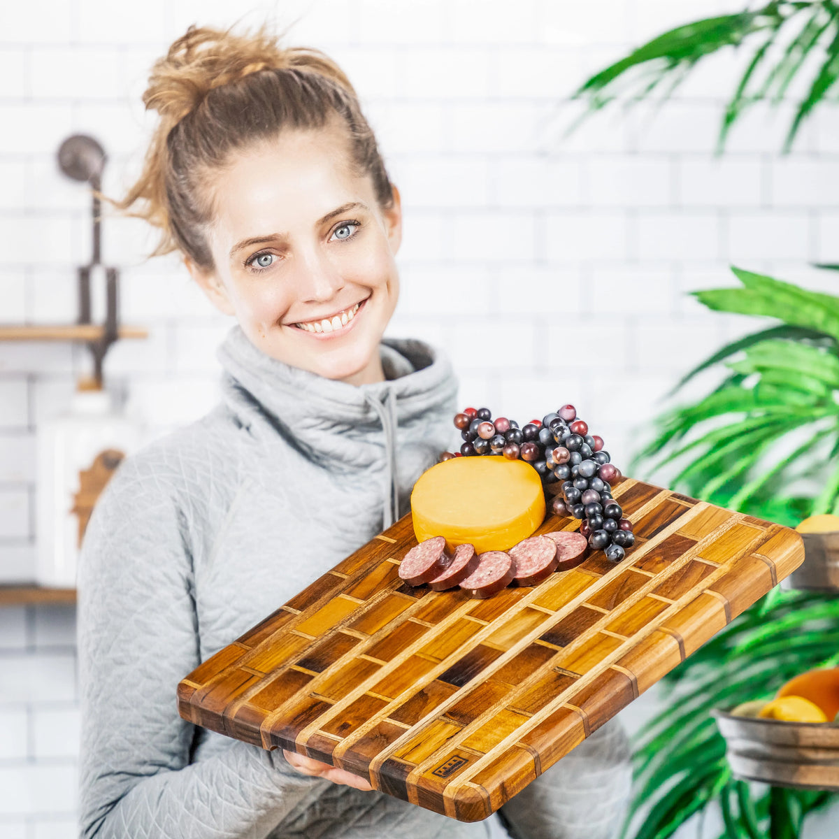 Teak Charcuterie Board, Handmade, 16x12x1 B195227