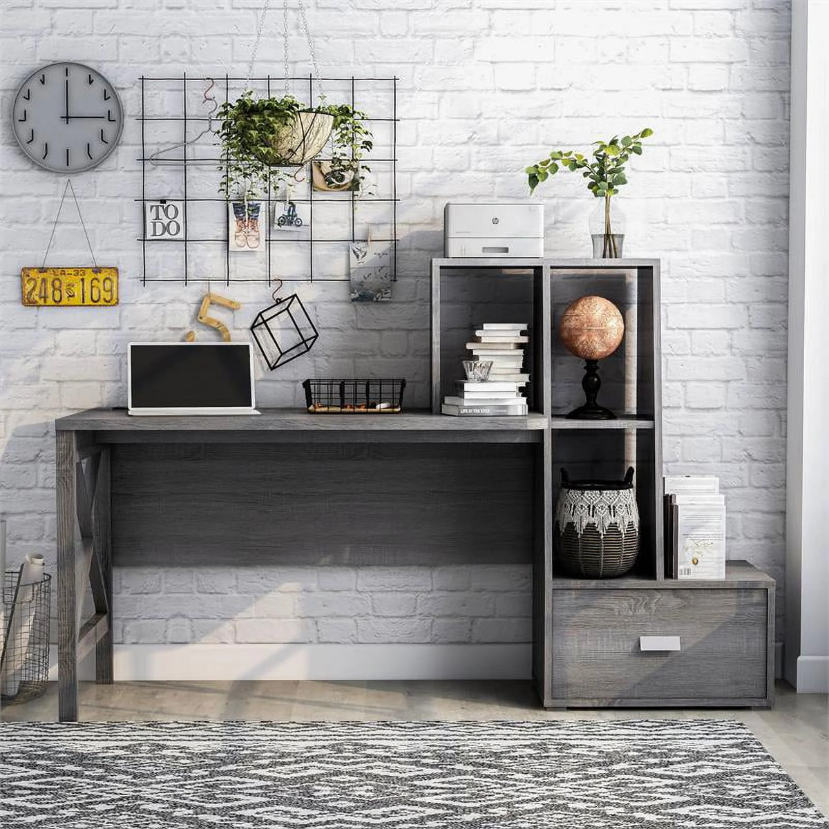 Contemporary Distressed Gray Wood Desk O586