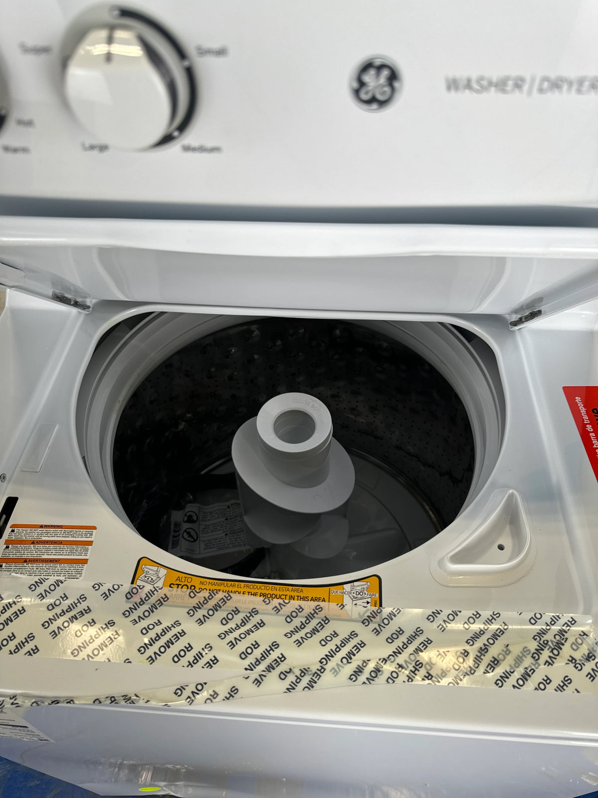 3.8 cu. ft. Washer 5.9 cu. ft. Electric Dryer Combo White U179
