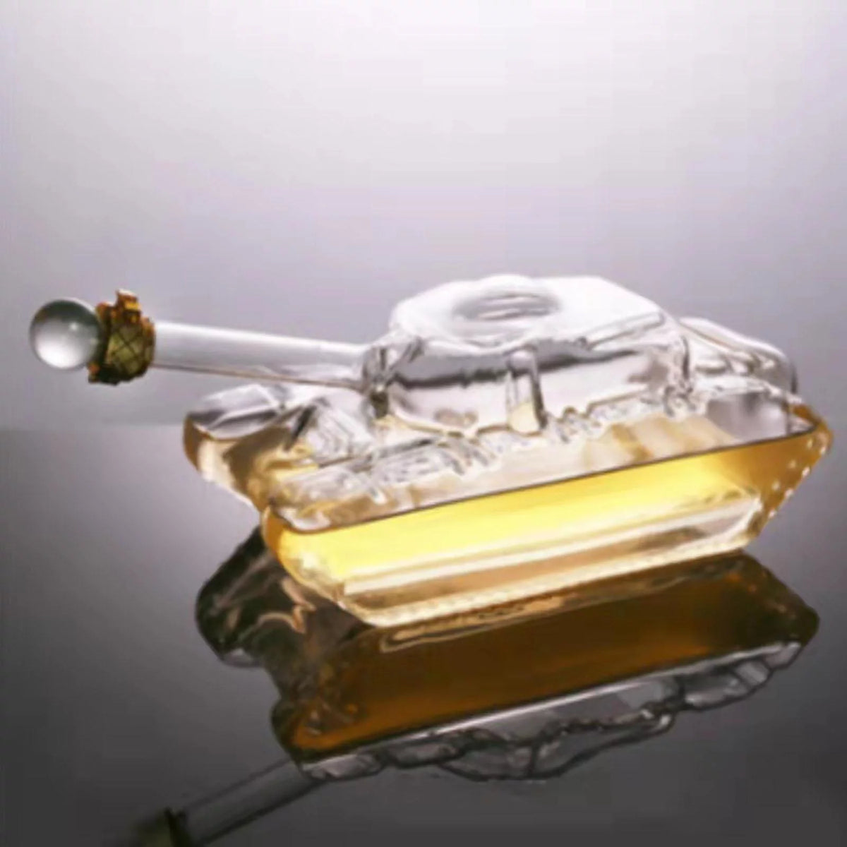 Tank Shaped Clear Decanter V982