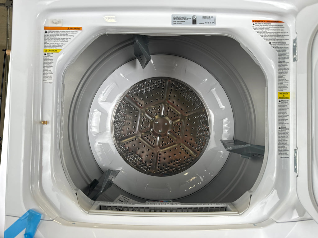 3.8 cu. ft. Washer 5.9 cu. ft. Electric Dryer Combo White U179