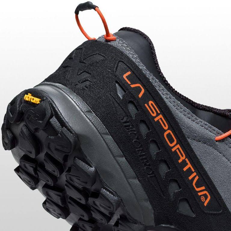 Men's Carbon Flame Hiking Shoes H51417