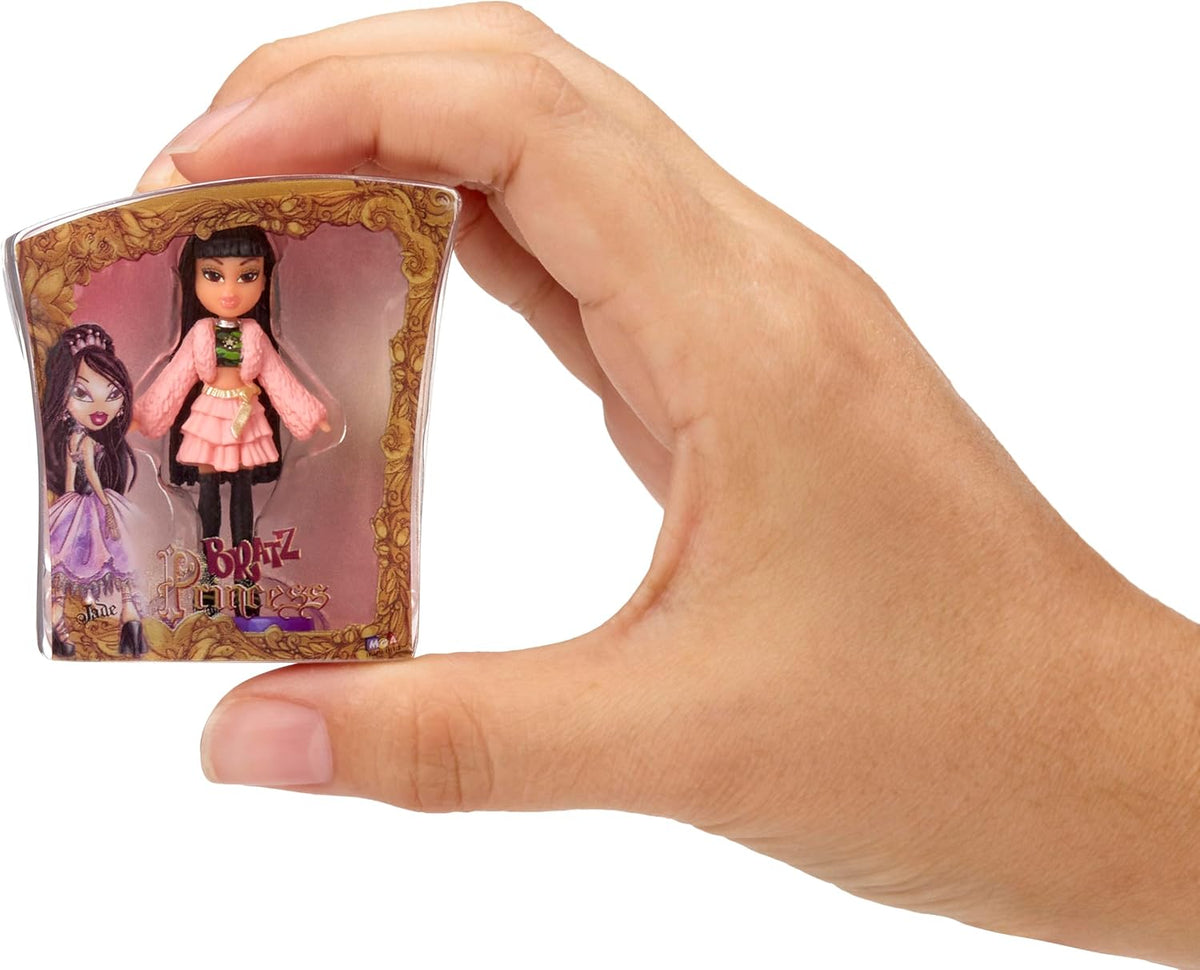 Mini Series 4 Collectible Figures, 2 Mini Dolls per Blind Pack V470505