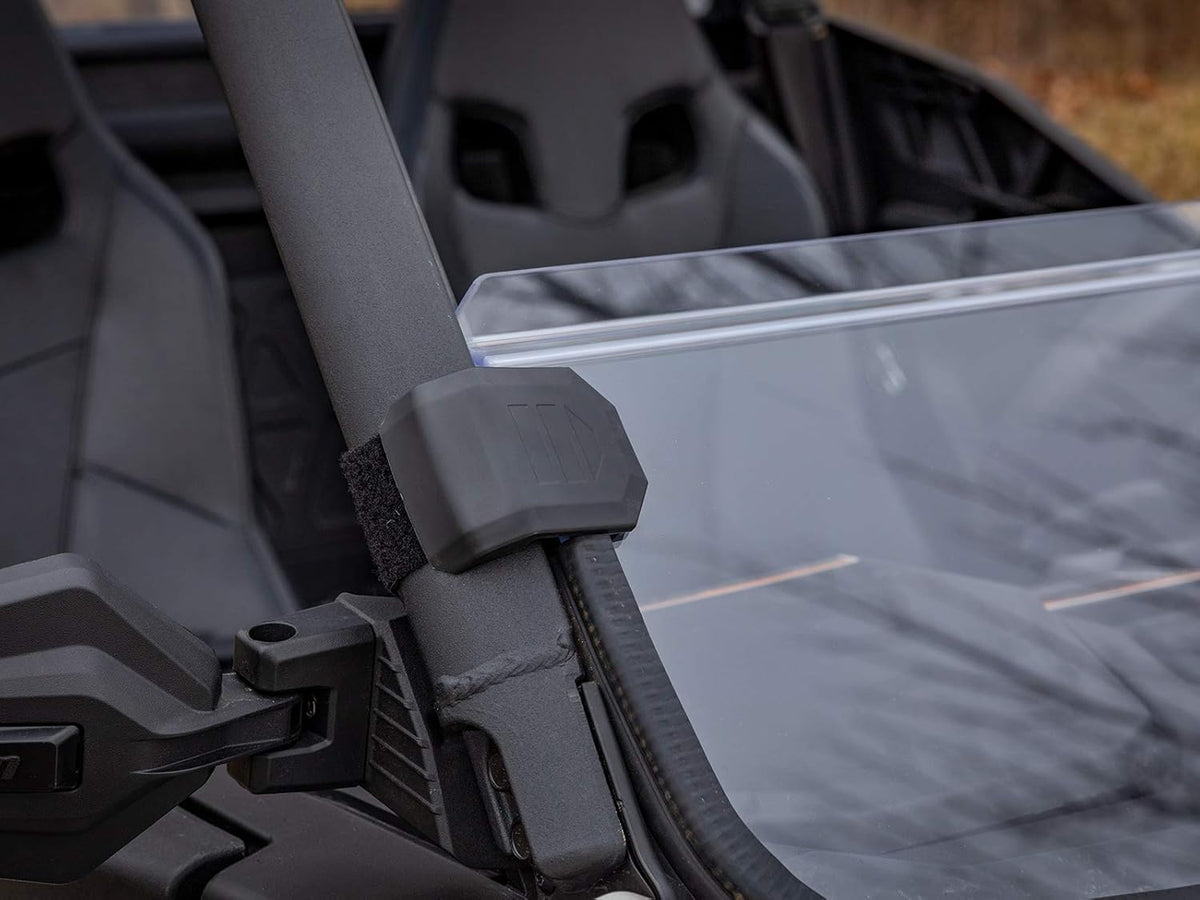 Half Windshield Polycarbonate Construction S254925
