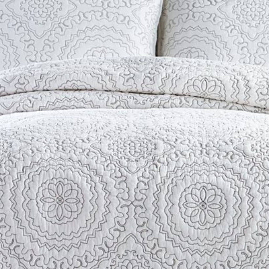 King Grey Medallion Coverlet D68324