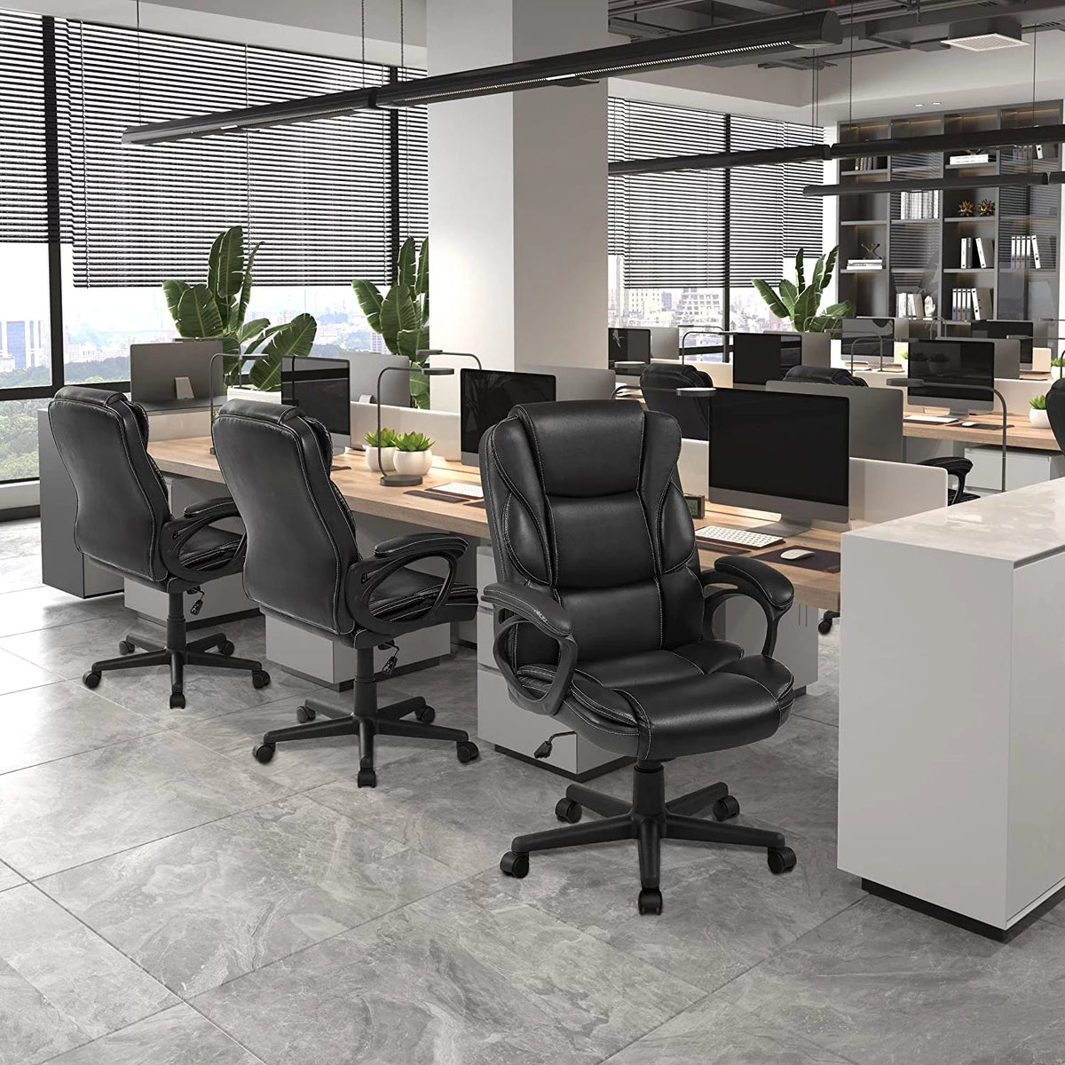 High Back Wide Seat PU Leather Office Chair F1661