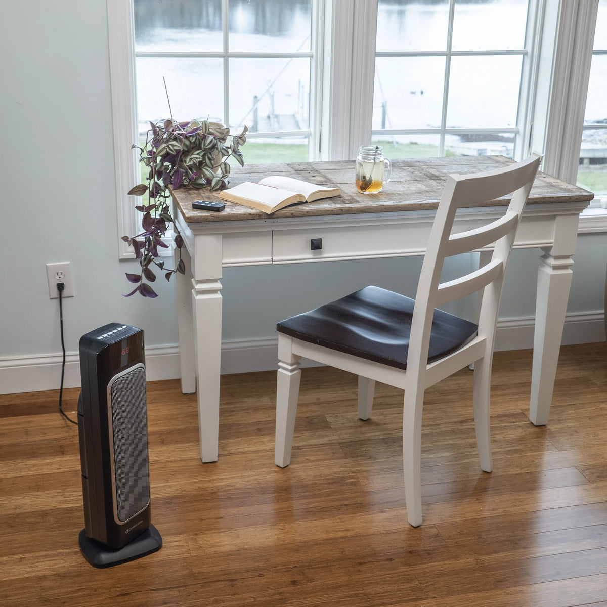 1500 Watt 29" Oscillating Digital Tower Heater with Remote, Adjustable Thermostat, Black I78150