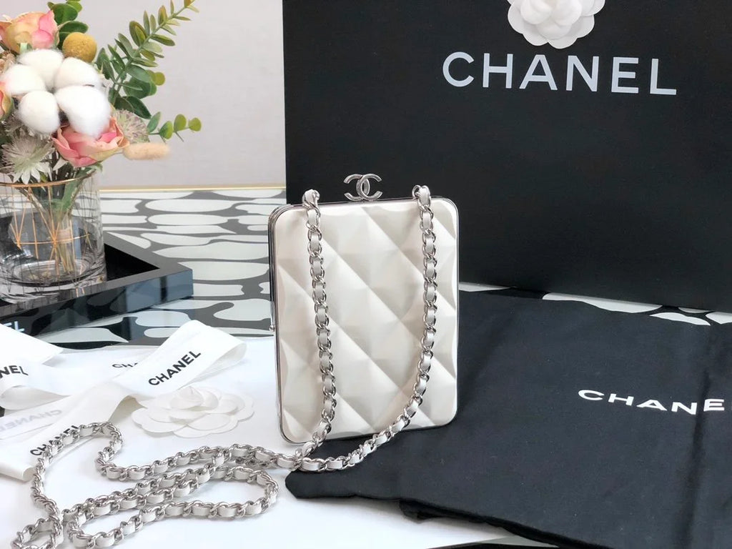 White Clutch Bag D623