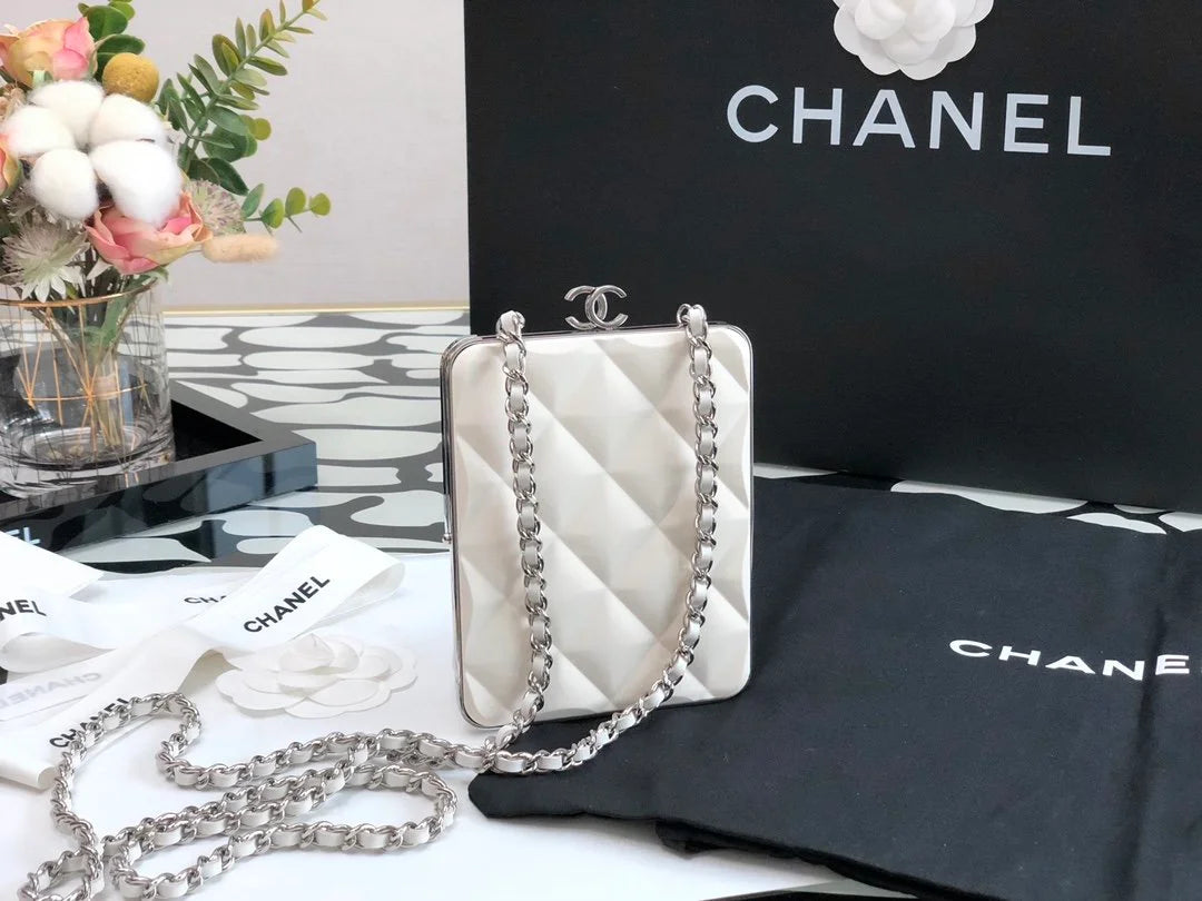 White Clutch Bag D623